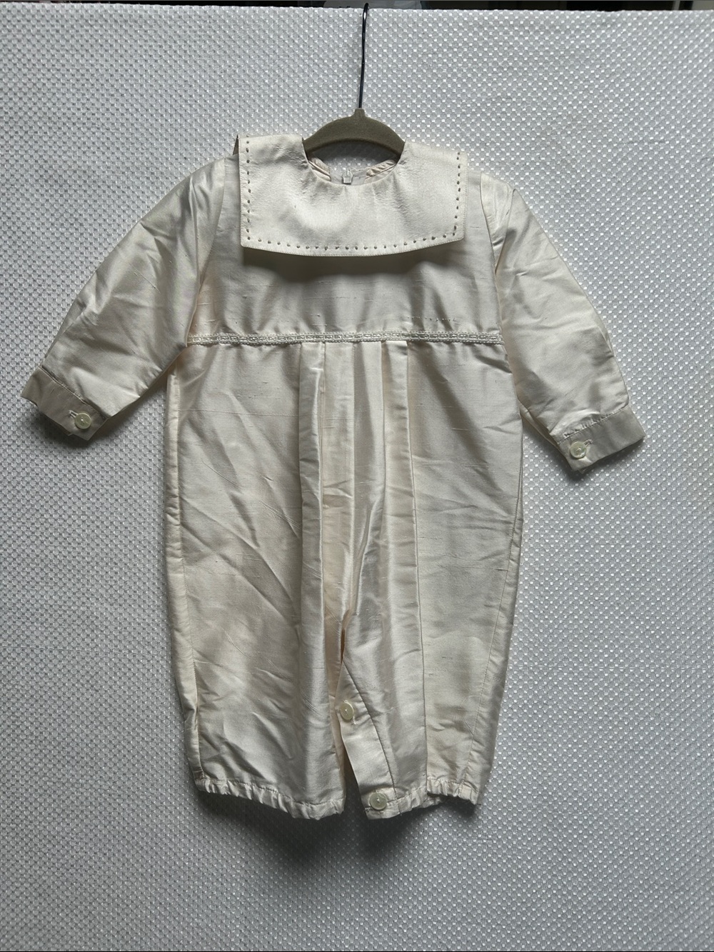 Moka.  Boys Ivory Silk Infant One-Piece Christening Romper. Made in Canada. NWT